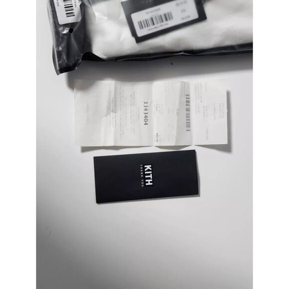 Kith Black on White Box Logo Tee Mens Size X-Small Very Rare 2017 - Picture 10 of 10